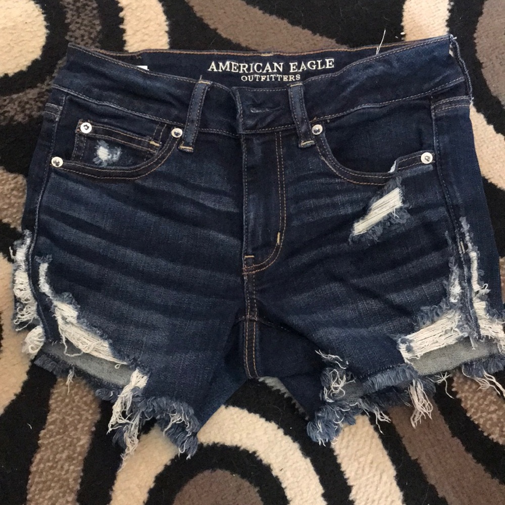 AE Midi shorts size 6
